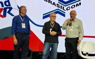 BRASILCOM homenageia presidente do SindTRR