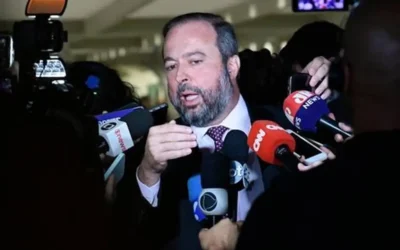 Ministro diz que reunião do CNPE sobre E32 ocorrerá nesta semana
