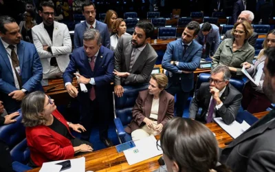 Senado reduz tributos de combustíveis e amplia incentivos a etanol e fertilizante